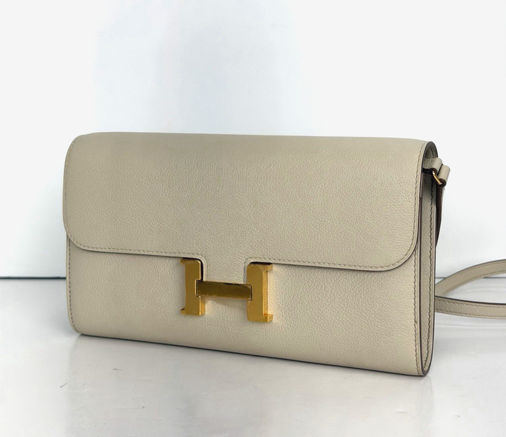 Hermes Constance Long To Go Wallet On Chain Bag in Off-White Leather 2023 F-2